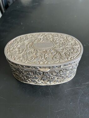 Ornate Oval Embossed Metal Trinket Box - Silver Tone